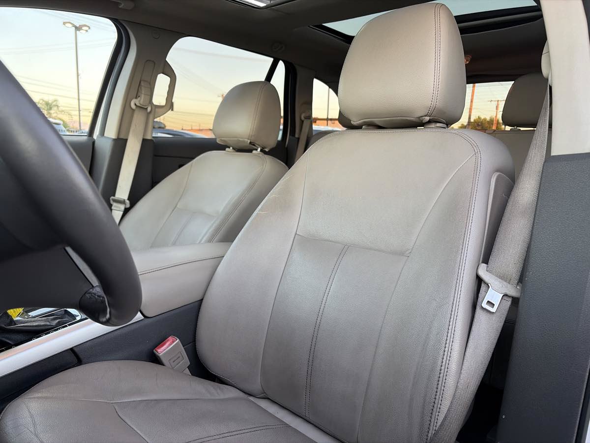 Used 2013 Ford Edge Limited FWD image 8