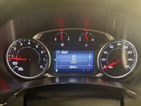 Used 2024 GMC Terrain SLE w/ Driver Convenience Package FWD image 17