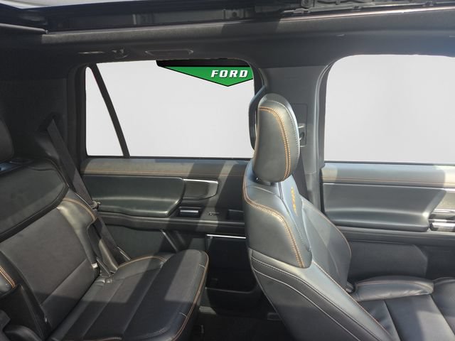 Used 2025 Ford Expedition Tremor AWD/4WD image 27