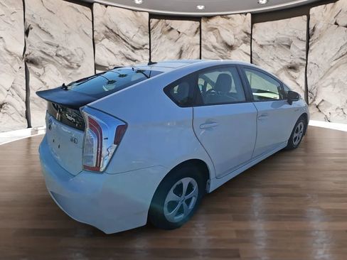 Used 2012 Toyota Prius Four w/ Deluxe Solar Roof Pkg image 6