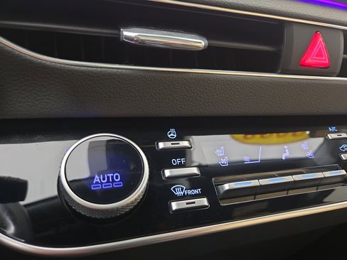 Used 2023 Hyundai Sonata Limited image 29