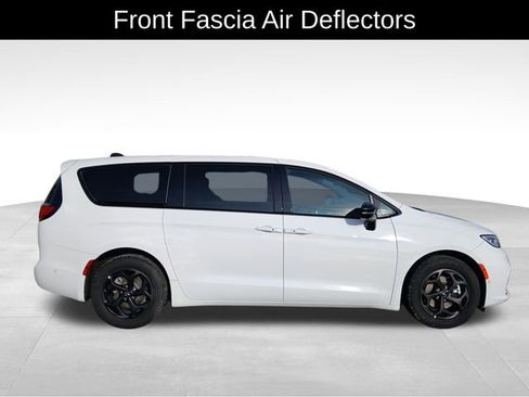 Used 2024 Chrysler Pacifica Select image 7