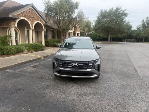 Used 2025 Hyundai Tucson SE FWD image 6