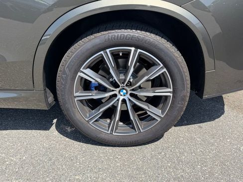 Used 2026 BMW X5 xDrive40i w/ M Sport Package AWD/4WD image 7