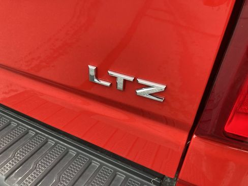 Used 2024 Chevrolet Silverado 3500 LTZ w/ LTZ Convenience Package AWD/4WD image 12