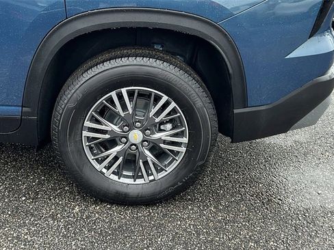 New 2026 Chevrolet Traverse LT image 9