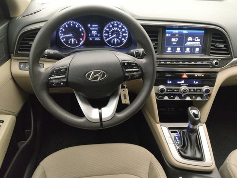 Used 2020 Hyundai Elantra SEL w/ Convenience Package (C2) FWD image 22
