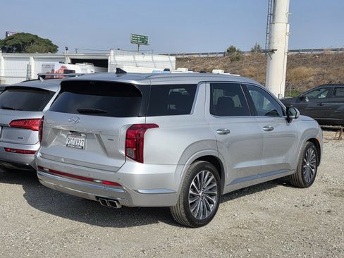 Certified 2024 Hyundai Palisade Calligraphy image 8