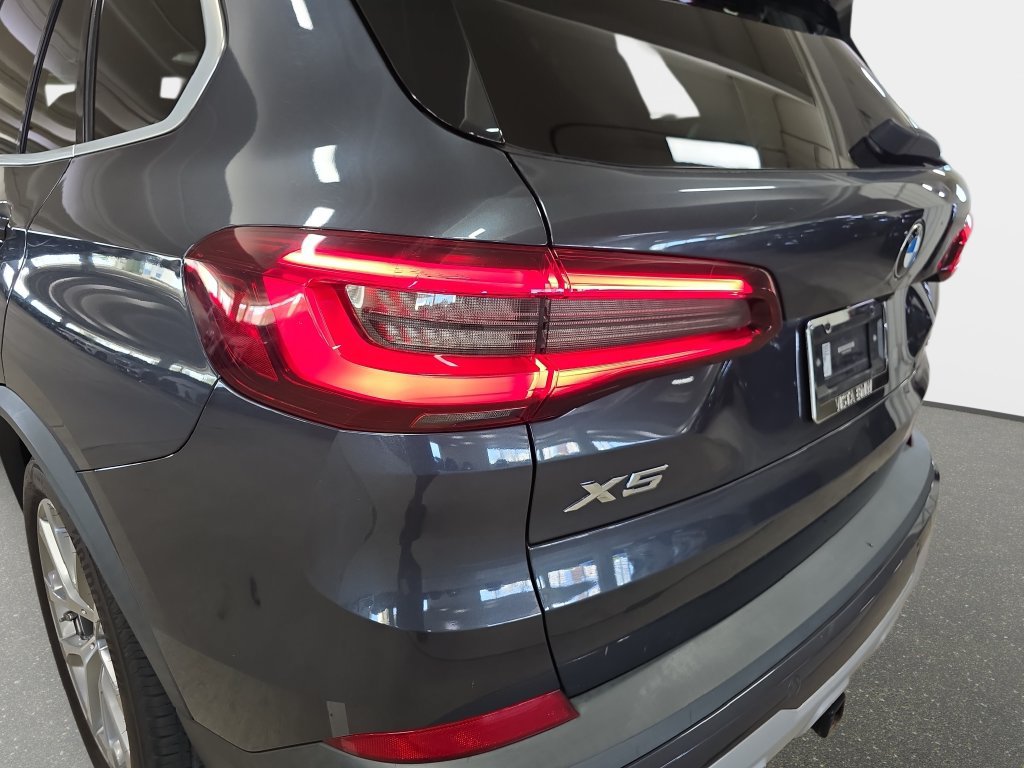 Used 2021 BMW X5 sDrive40i w/ Premium Package RWD image 33