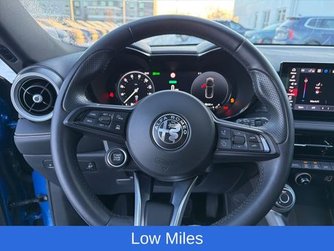 Used 2024 Alfa Romeo Tonale Ti image 13