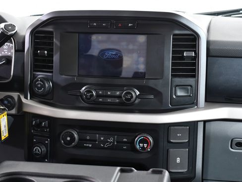 Used 2021 Ford F150 XLT w/ Tow Technology Package image 9