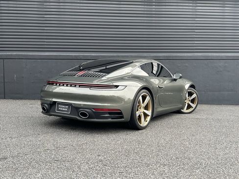 Certified 2022 Porsche 911 Carrera 4 image 10