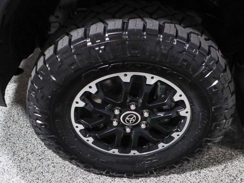 Used 2023 Toyota Tundra SR5 w/ SR5 Premium Package AWD/4WD image 12