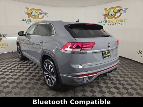 Used 2022 Volkswagen Atlas Cross Sport SEL Premium R-Line AWD/4WD image 6