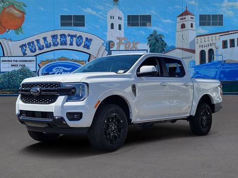 New 2026 Ford Ranger Lariat w/ Black Appearance Package AWD/4WD image 3