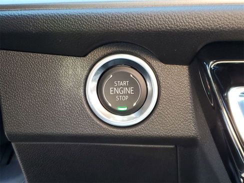 New 2026 Chevrolet Traverse LT w/ Driver Confidence Package image 17