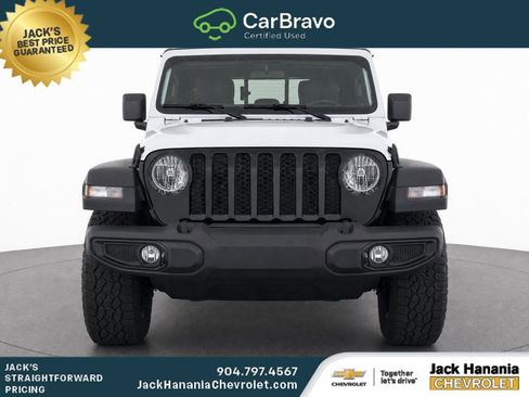 Used 2021 Jeep Gladiator Sport AWD/4WD image 7