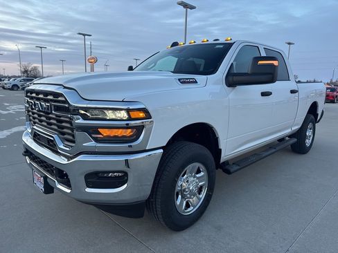 New 2026 RAM 2500 Tradesman AWD/4WD image 25