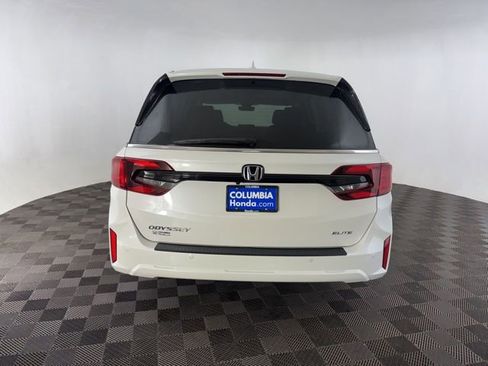 Used 2026 Honda Odyssey Elite image 9