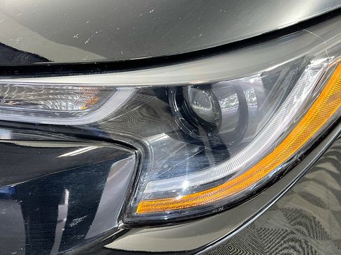 Used 2026 Toyota Corolla LE FWD image 12