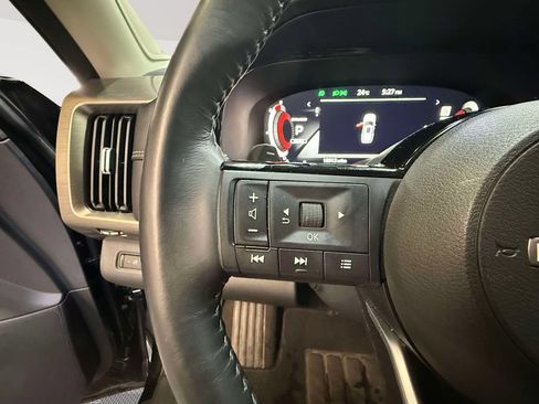 Used 2022 Nissan Pathfinder Platinum w/ Cargo Package AWD/4WD image 42