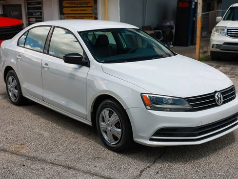 Used 2016 Volkswagen Jetta S FWD image 9