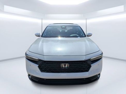 Used 2023 Honda Accord Touring image 8