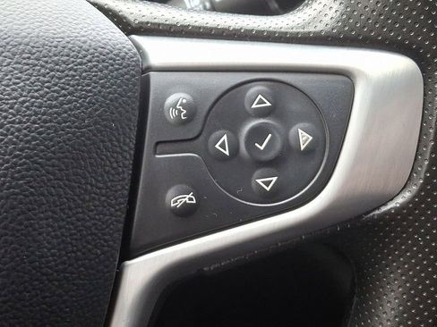 Used 2023 GMC Acadia SLE w/ Driver Convenience Package image 22