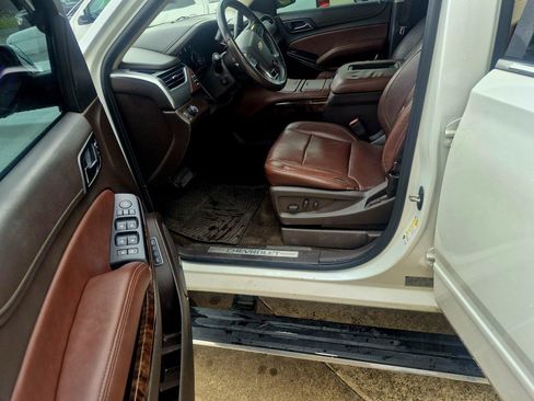 Used 2016 Chevrolet Tahoe LTZ RWD image 14