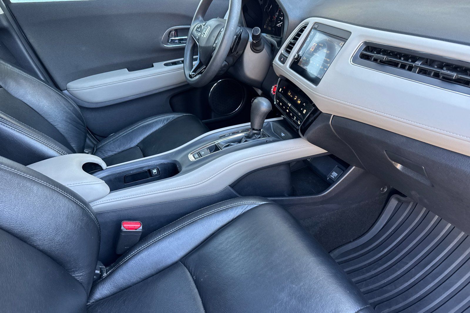 Used 2022 Honda HR-V EX image 16