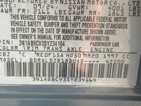 Used 2025 Nissan Sentra SV w/ SV Premium Package FWD image 31