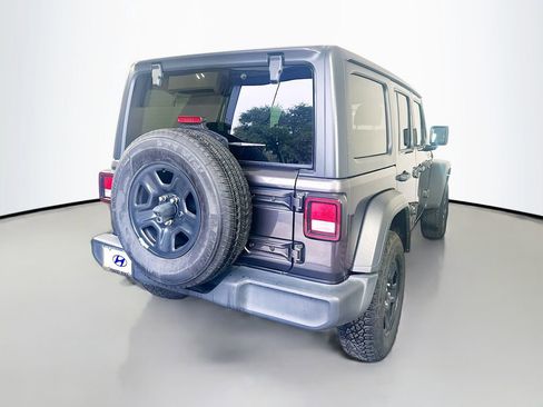 Used 2020 Jeep Wrangler Unlimited Sport image 5