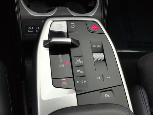 Used 2024 BMW X1 M35i w/ Premium Package image 25