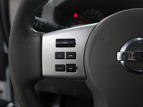 Used 2019 Nissan Frontier SV image 26