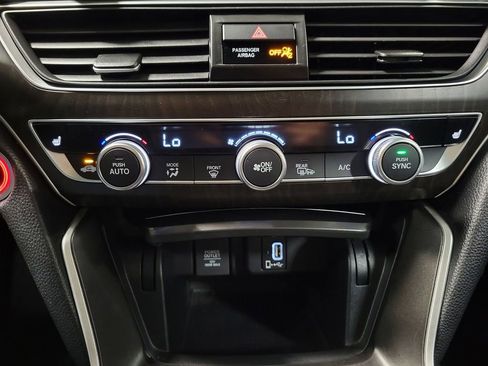 Used 2019 Honda Accord EX-L image 18