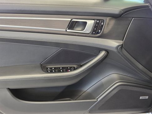 Certified 2020 Porsche Panamera GTS image 14