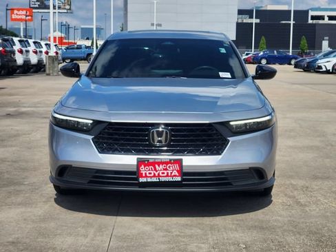 Used 2024 Honda Accord Sport image 2