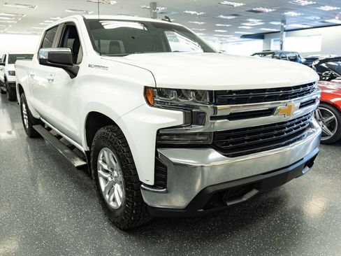 Used 2020 Chevrolet Silverado 1500 LT w/ All-Star Edition RWD image 3