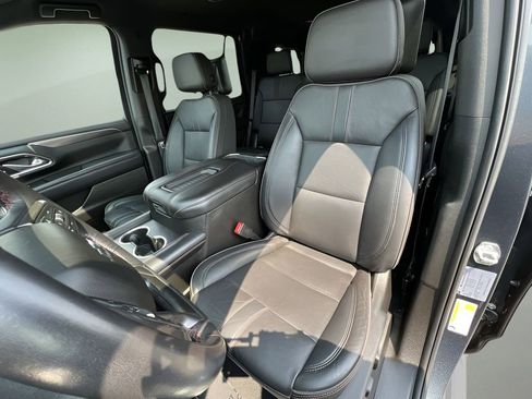 Certified 2021 Chevrolet Tahoe RST w/ Luxury Package image 19