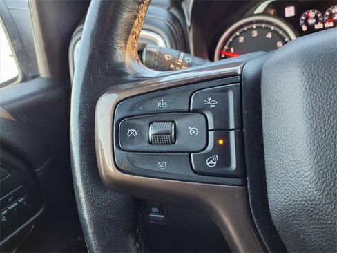 Used 2019 Chevrolet Silverado 1500 High Country w/ Technology Package image 11