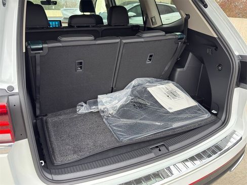 New 2026 Volkswagen Atlas SE image 31