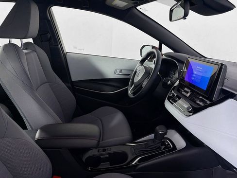 Used 2025 Toyota Corolla SE FWD image 30