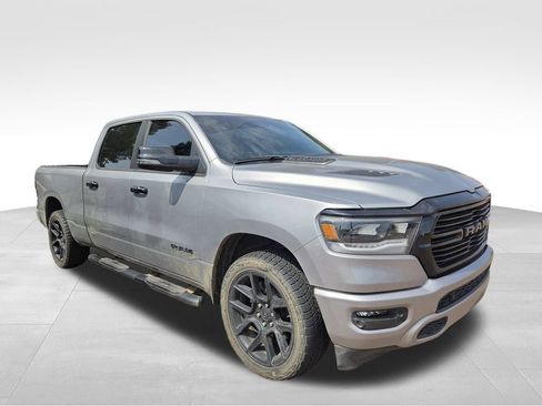 Used 2024 RAM 1500 Laramie AWD/4WD image 12