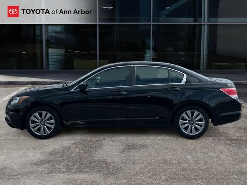 Used 2011 Honda Accord EX image 3