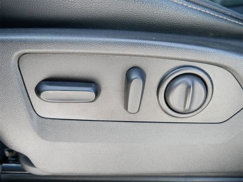 Used 2021 GMC Sierra 1500 Elevation w/ Preferred Package image 20