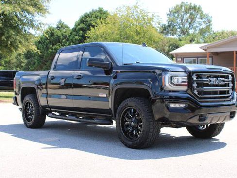 Used 2016 GMC Sierra 1500 SLT w/ All-Terrain Package AWD/4WD image 3