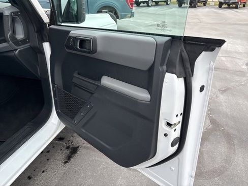 Used 2023 Ford Bronco Big Bend image 7