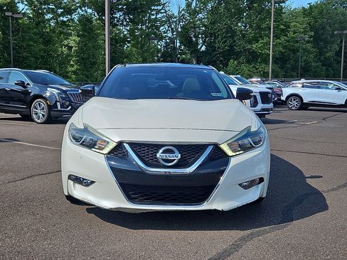 Used 2018 Nissan Maxima 3.5 SL FWD image 2