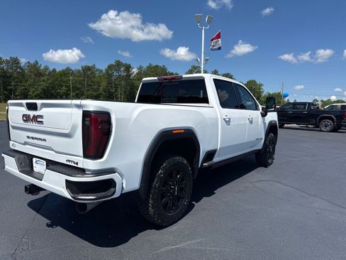 New 2026 GMC Sierra 2500 AT4 image 3