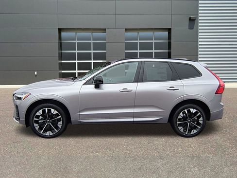 New 2026 Volvo XC60 B5 Plus w/ Protection Package Premier image 4